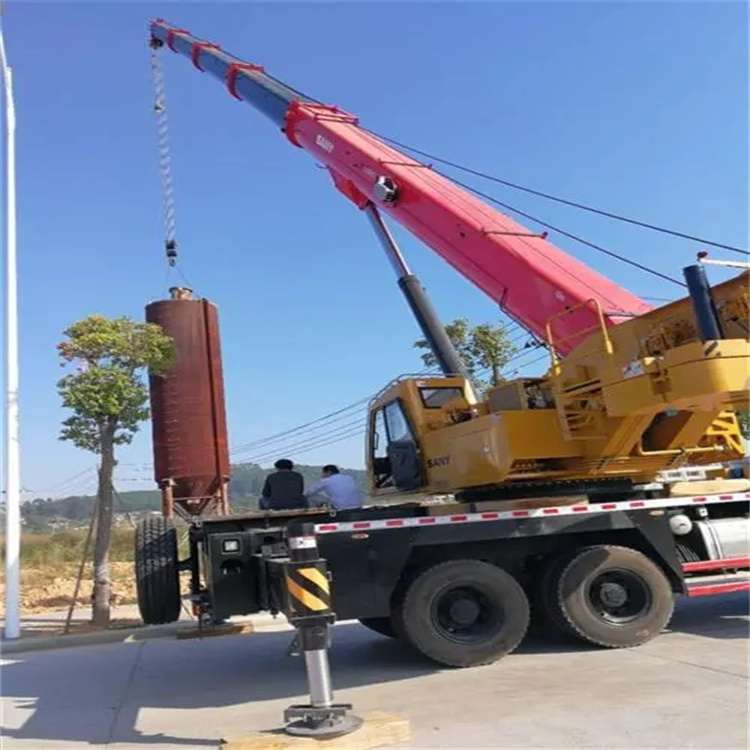 随州80吨吊车出租多少钱