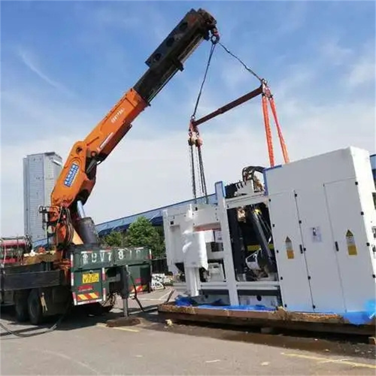 随州吊集装箱的吊车电话